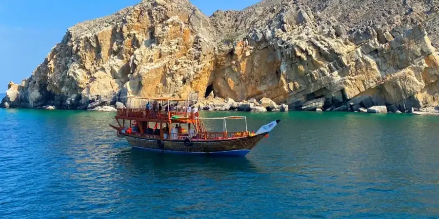 Khasab Musandam Dhow cruise